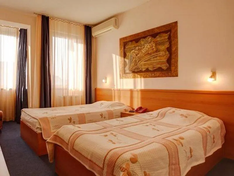 Central Plaza Hotel Sofia 3*,