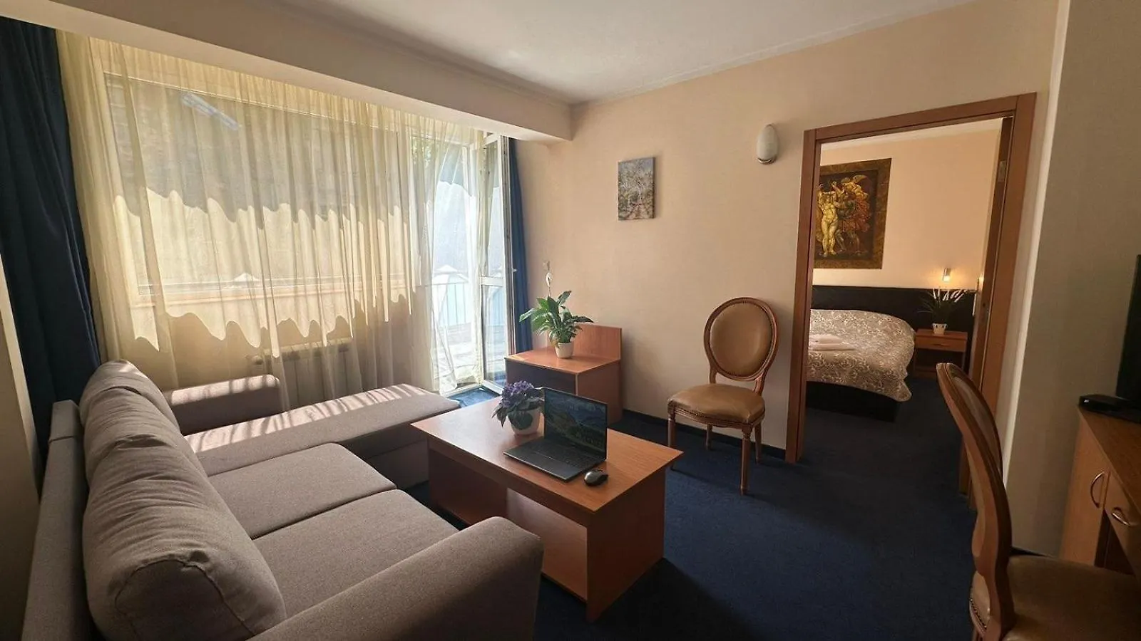 Central Plaza Hotel صوفيا